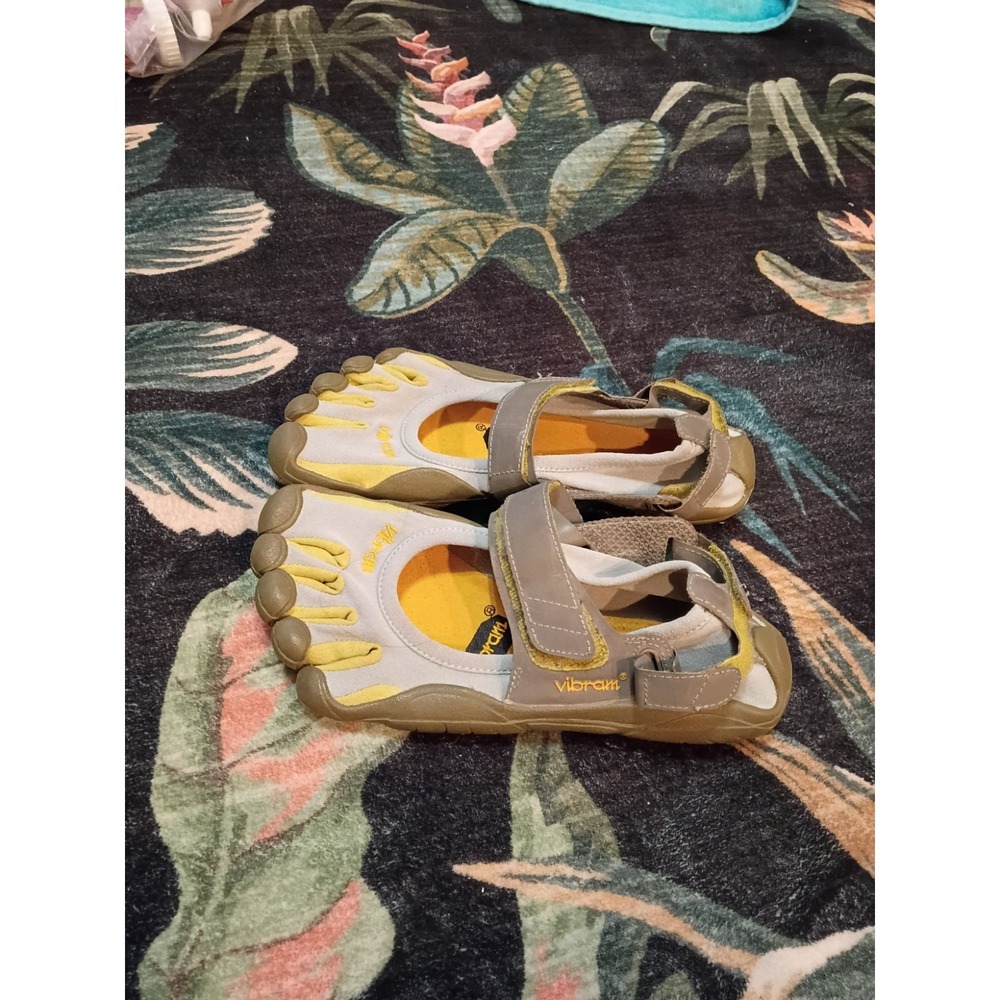 Vibram FiveFingers Classic Barefoot Shoes Womens 5.5-6 EU 36 Gray Yellow - Picture 2 of 7